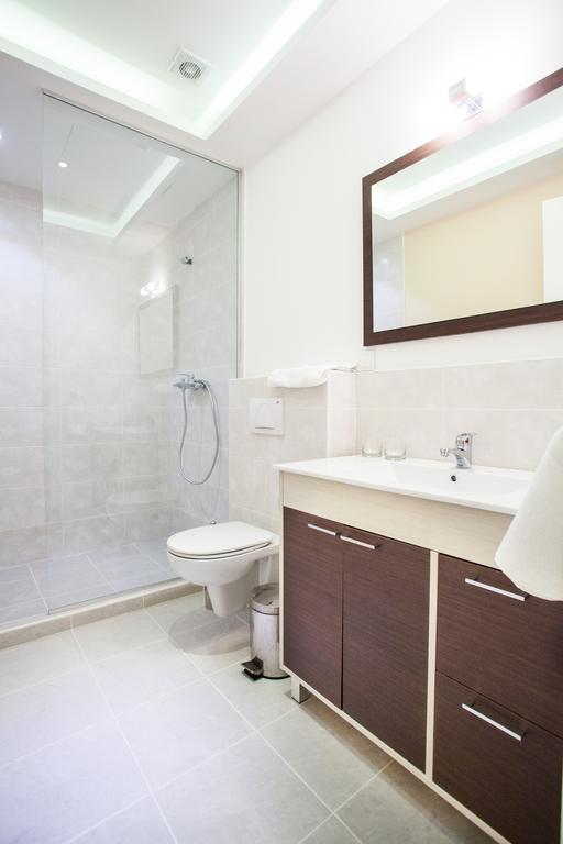 Bed&Breakfast Kod Smilje Belgrade Bilik gambar