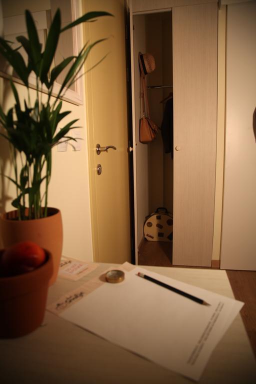 Bed&Breakfast Kod Smilje Belgrade Bilik gambar